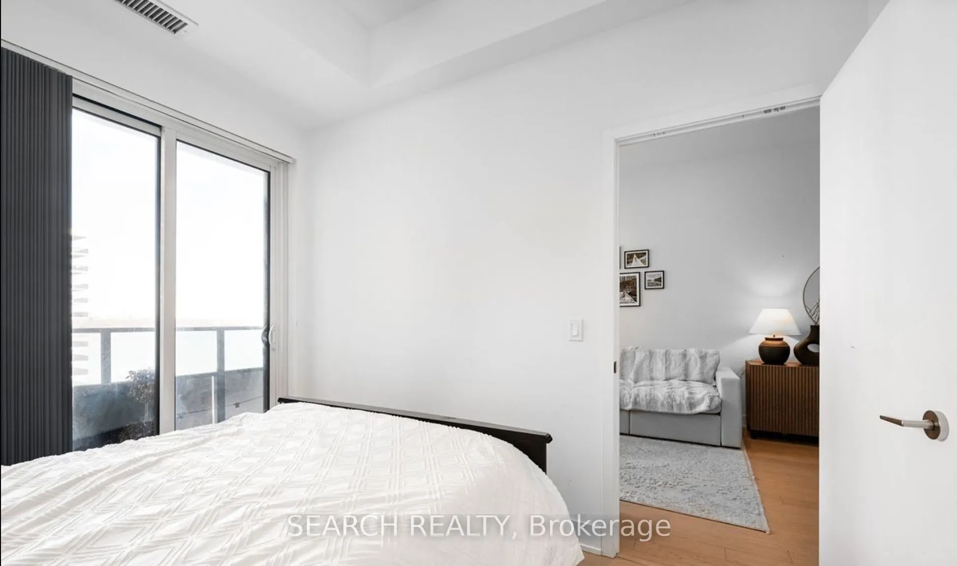 20 Shore Breeze Drive, #406