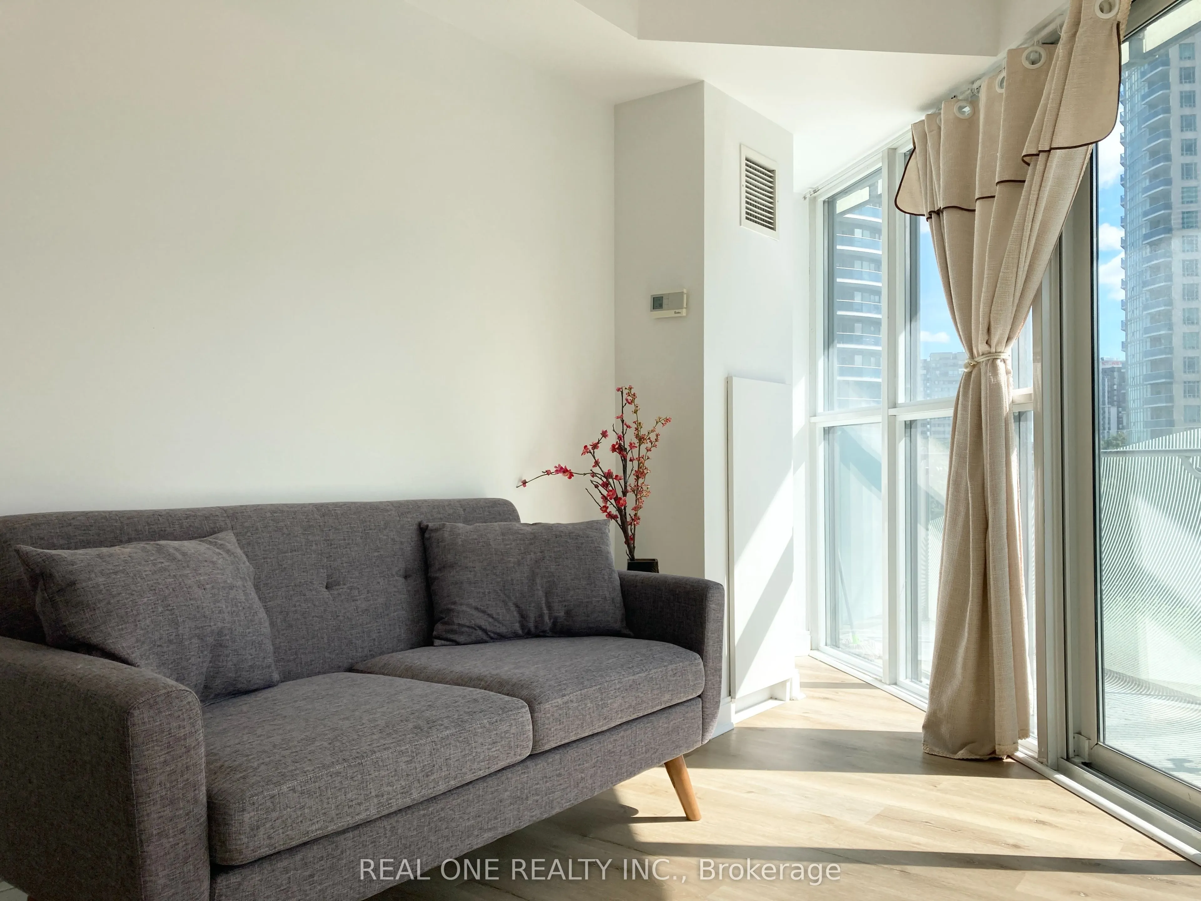 50 Absolute Avenue, #405