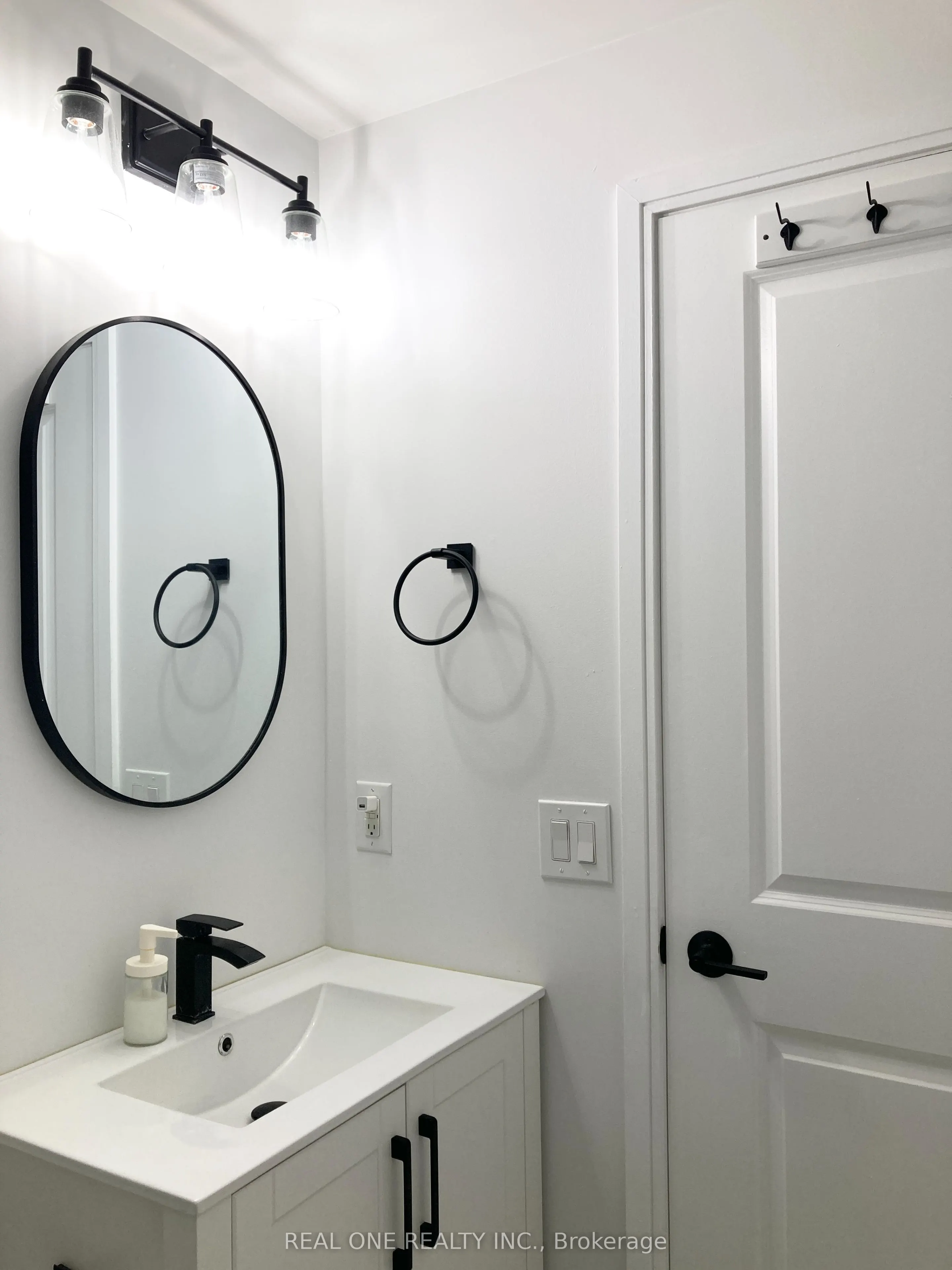 50 Absolute Avenue, #405