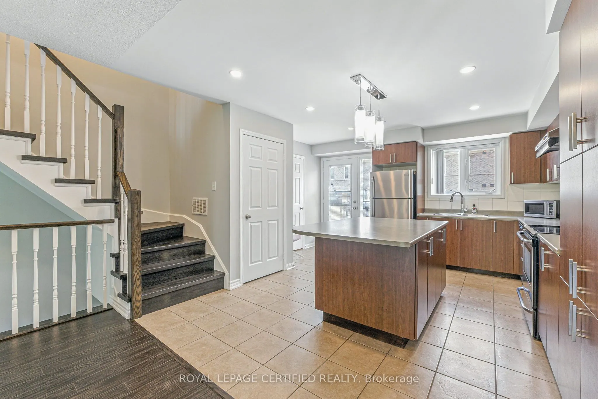 2891 Rio Court, #20