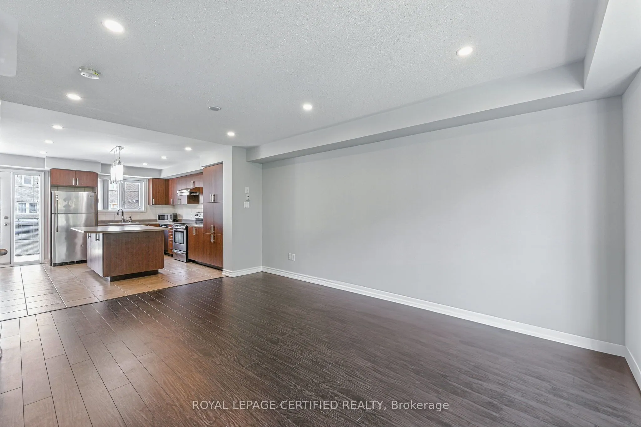2891 Rio Court, #20