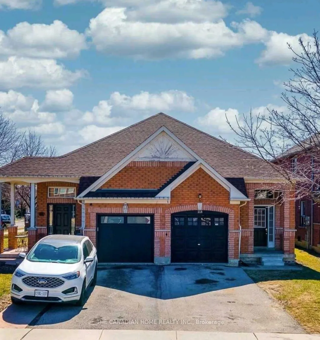 113 Twin Pines Crescent