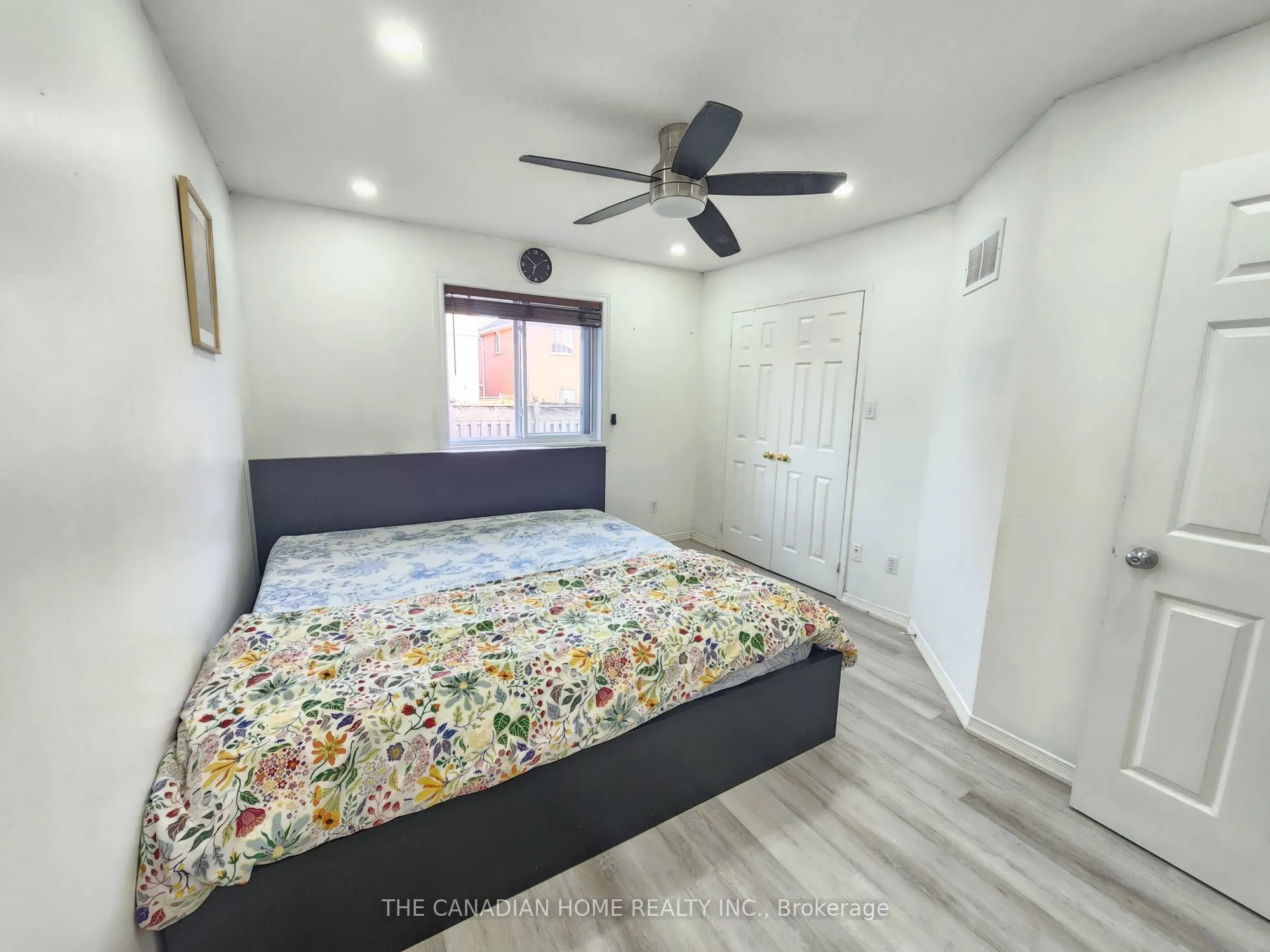 113 Twin Pines Crescent