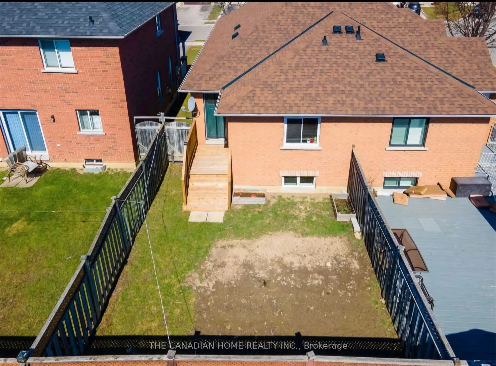 113 Twin Pines Crescent