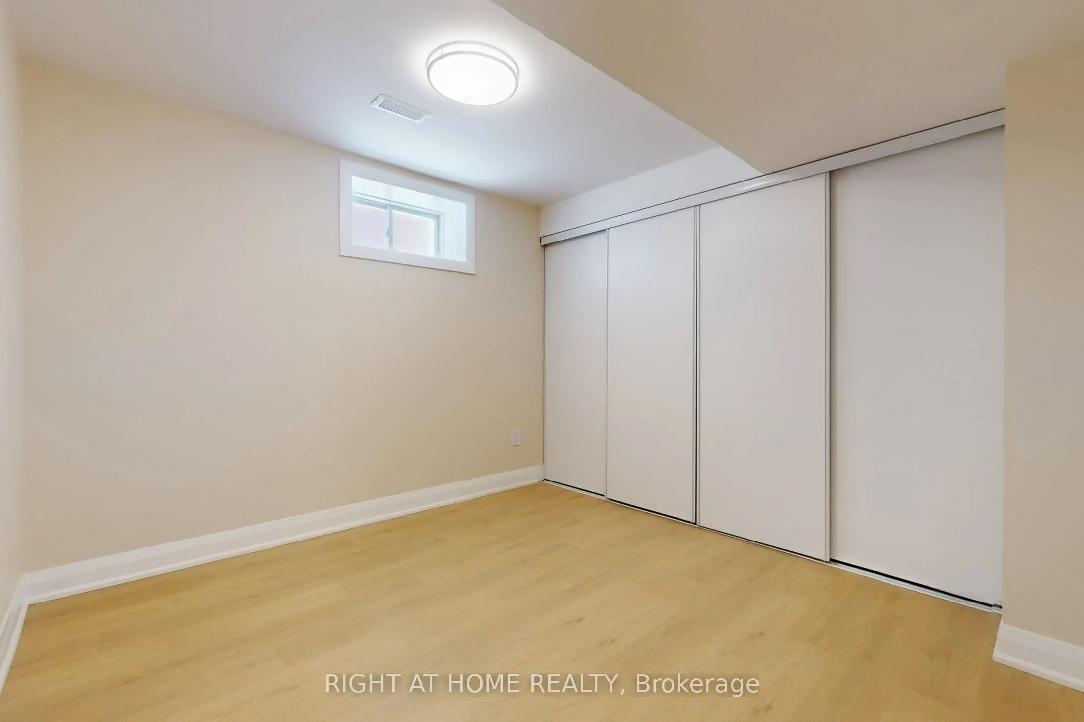 2472 North Ridge Trail S