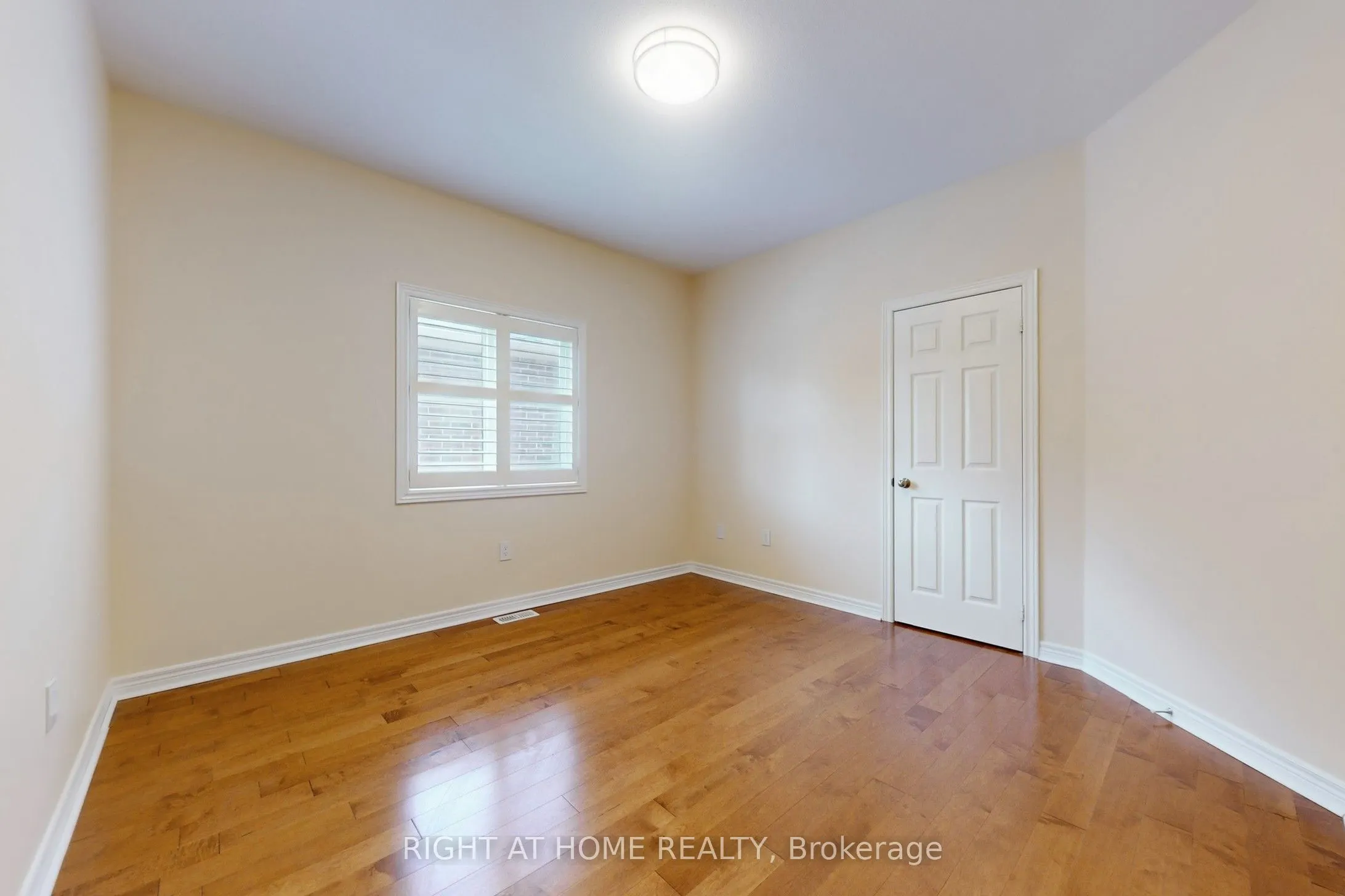 2472 North Ridge Trail S