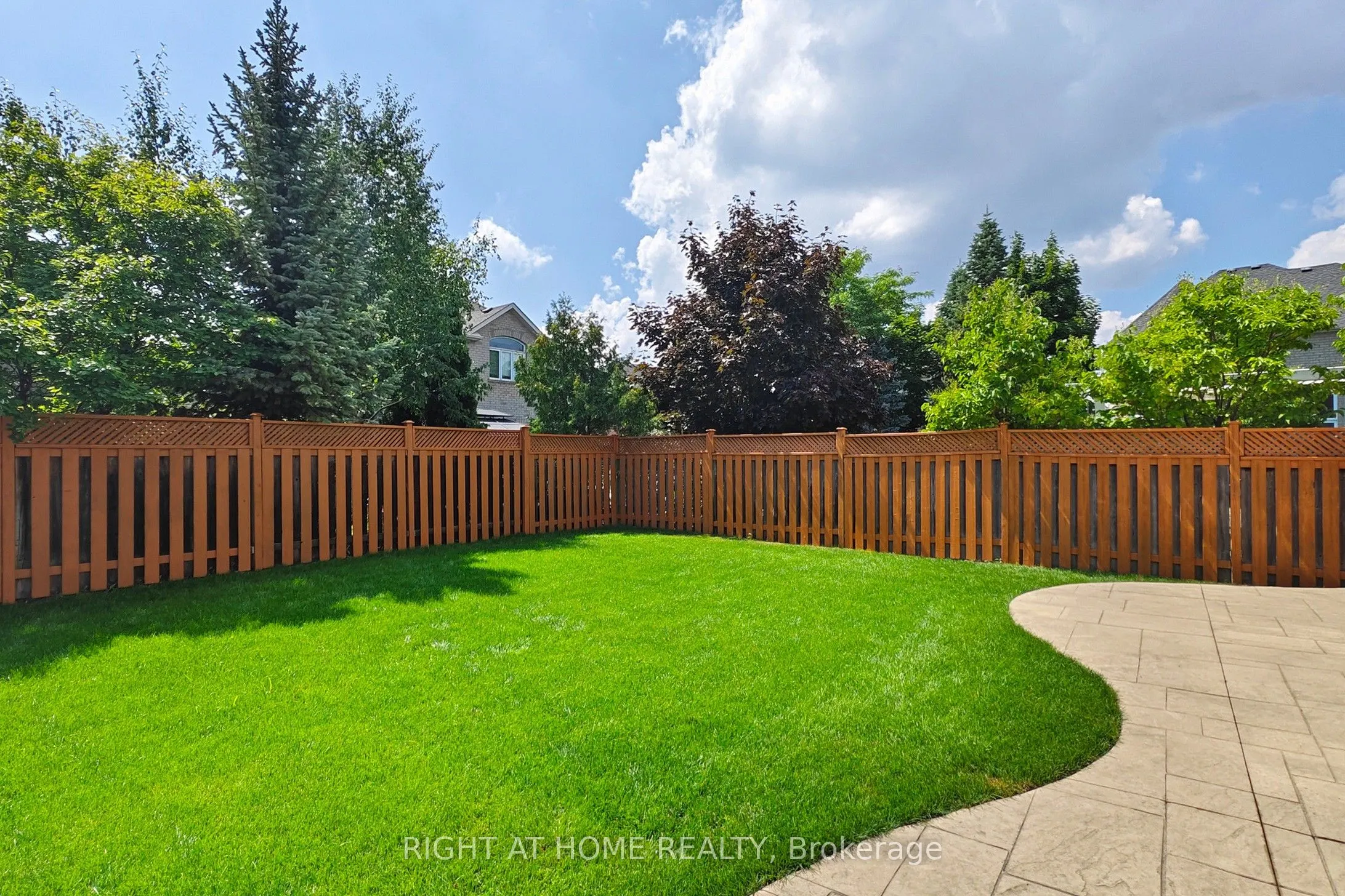 2472 North Ridge Trail S