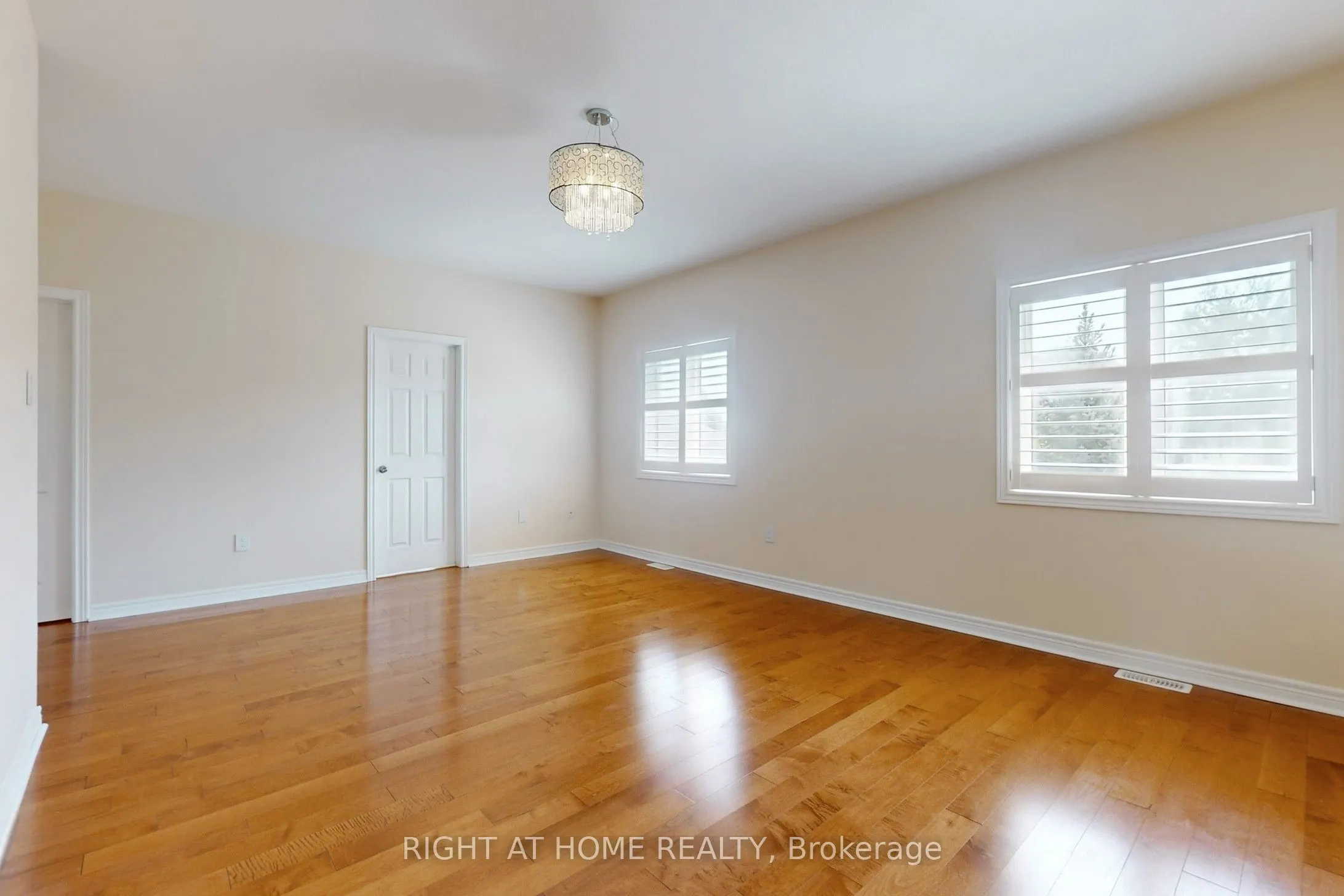 2472 North Ridge Trail S