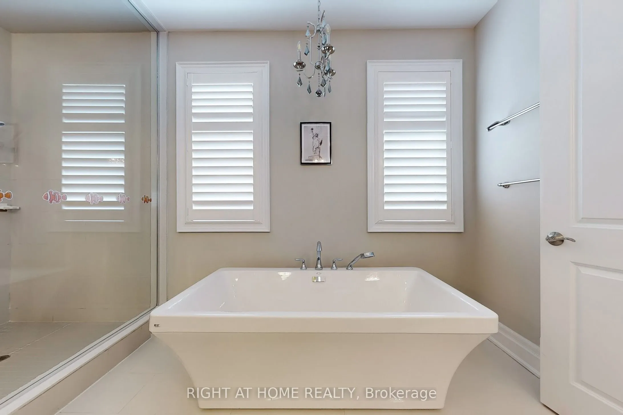 421 Ginger Gate N