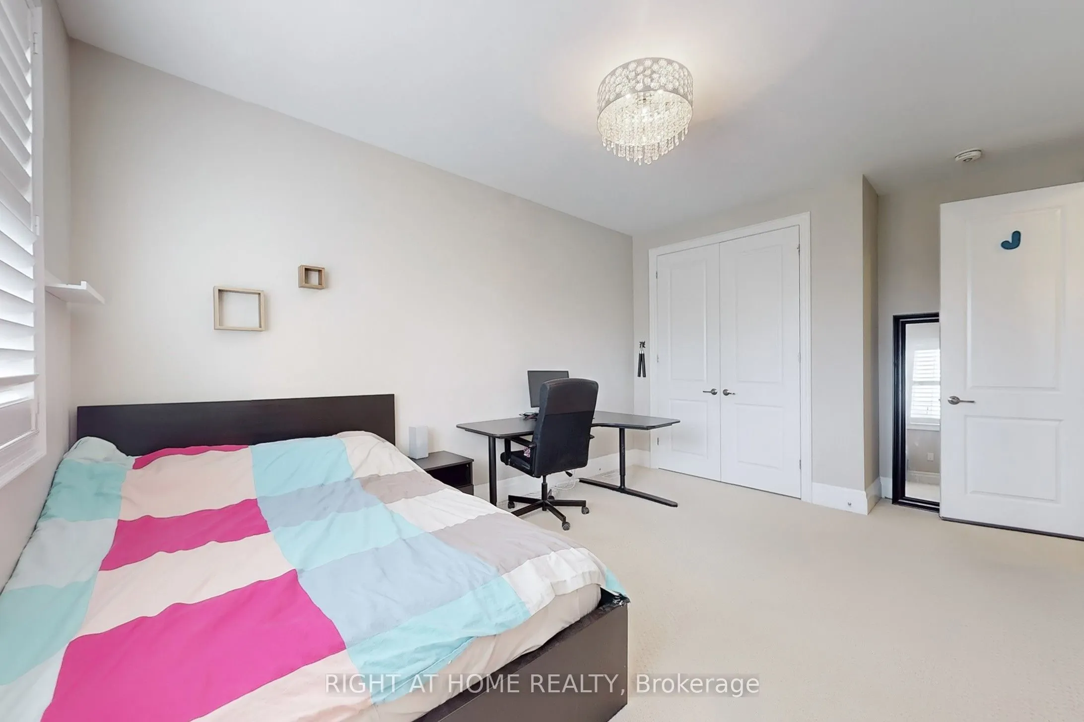 421 Ginger Gate N