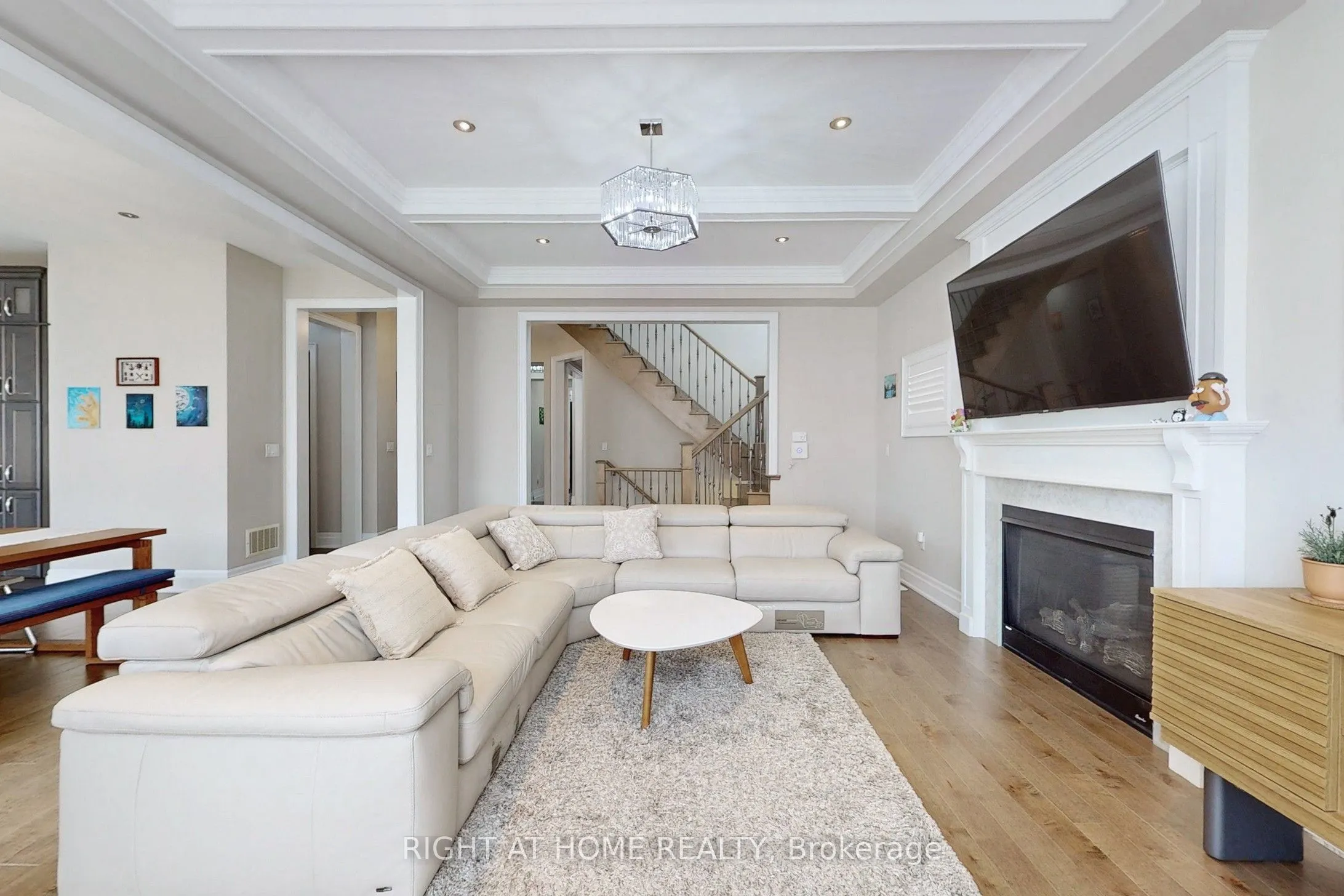 421 Ginger Gate N