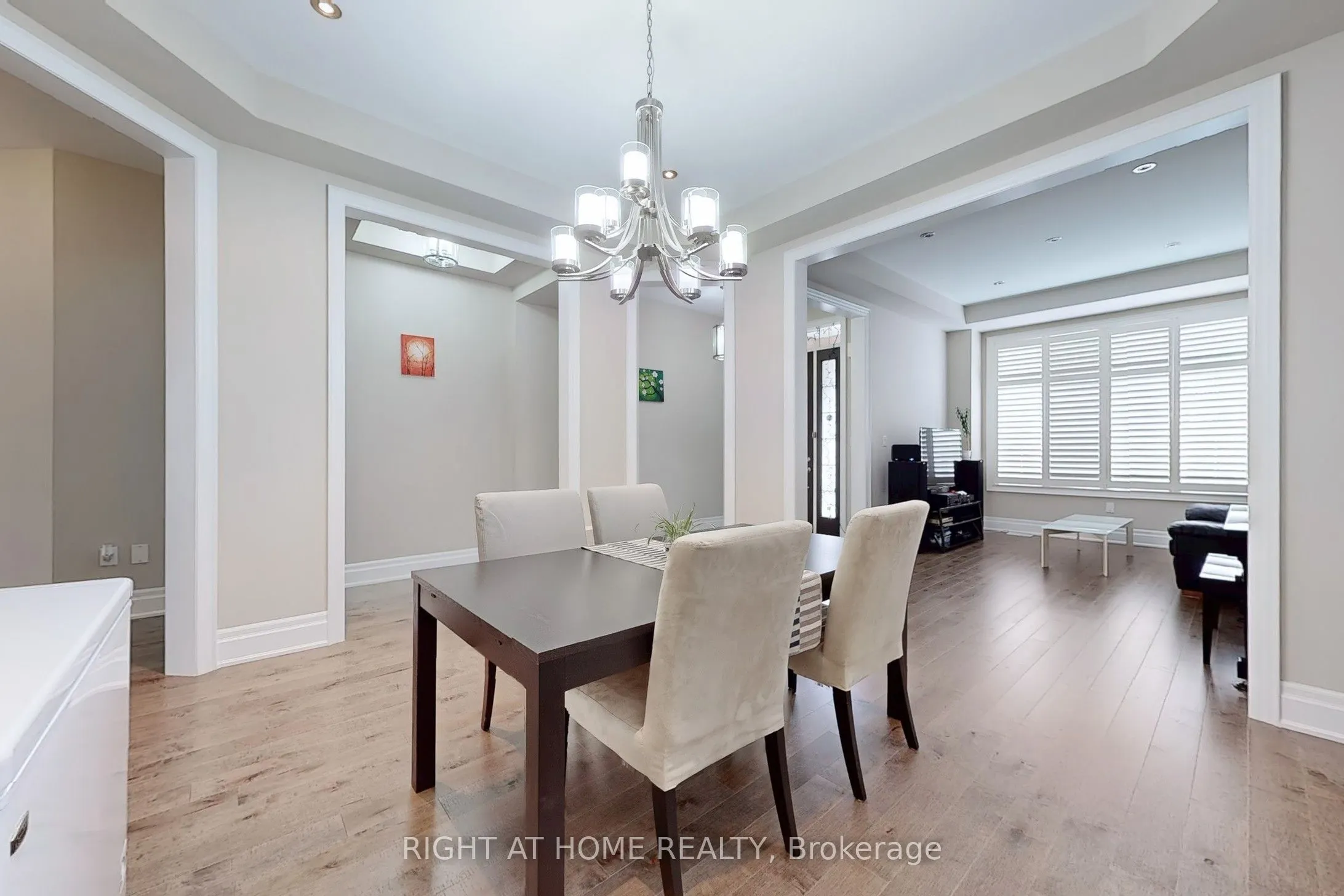 421 Ginger Gate N