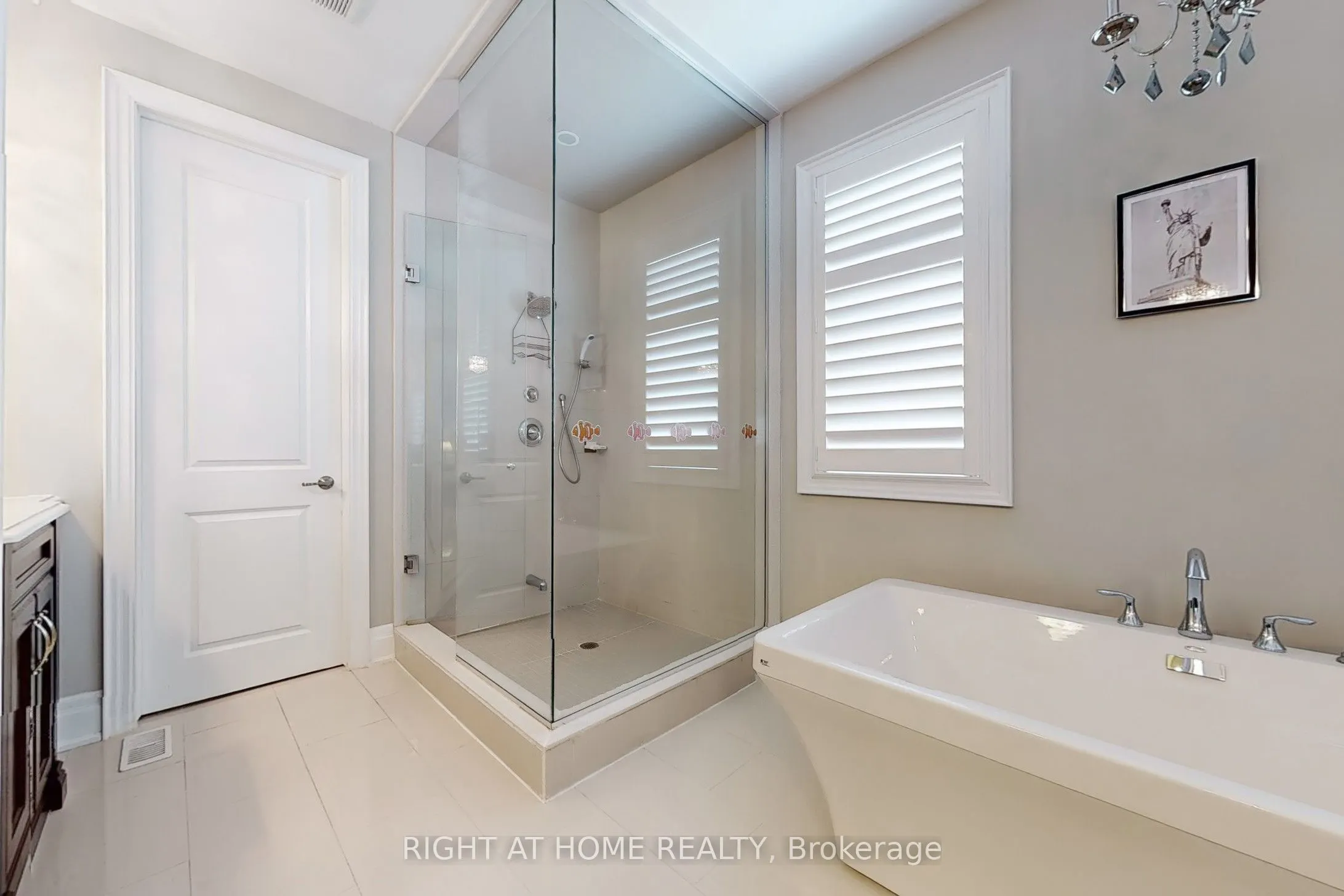 421 Ginger Gate N