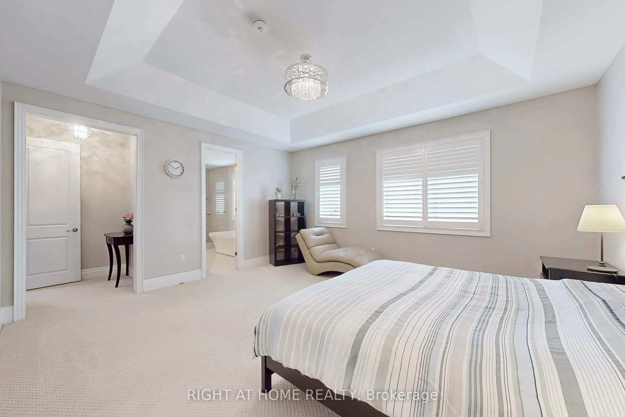421 Ginger Gate N