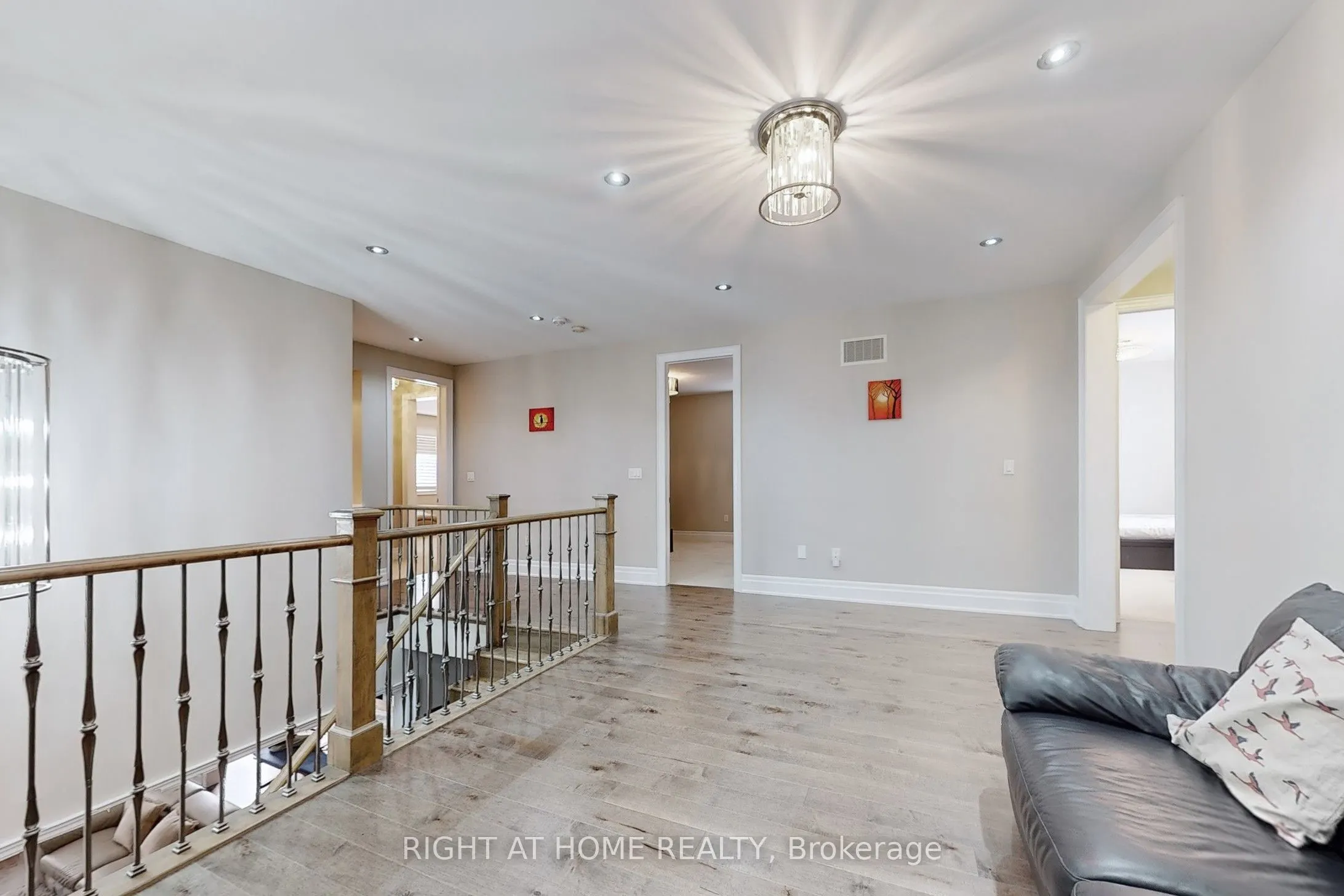 421 Ginger Gate N