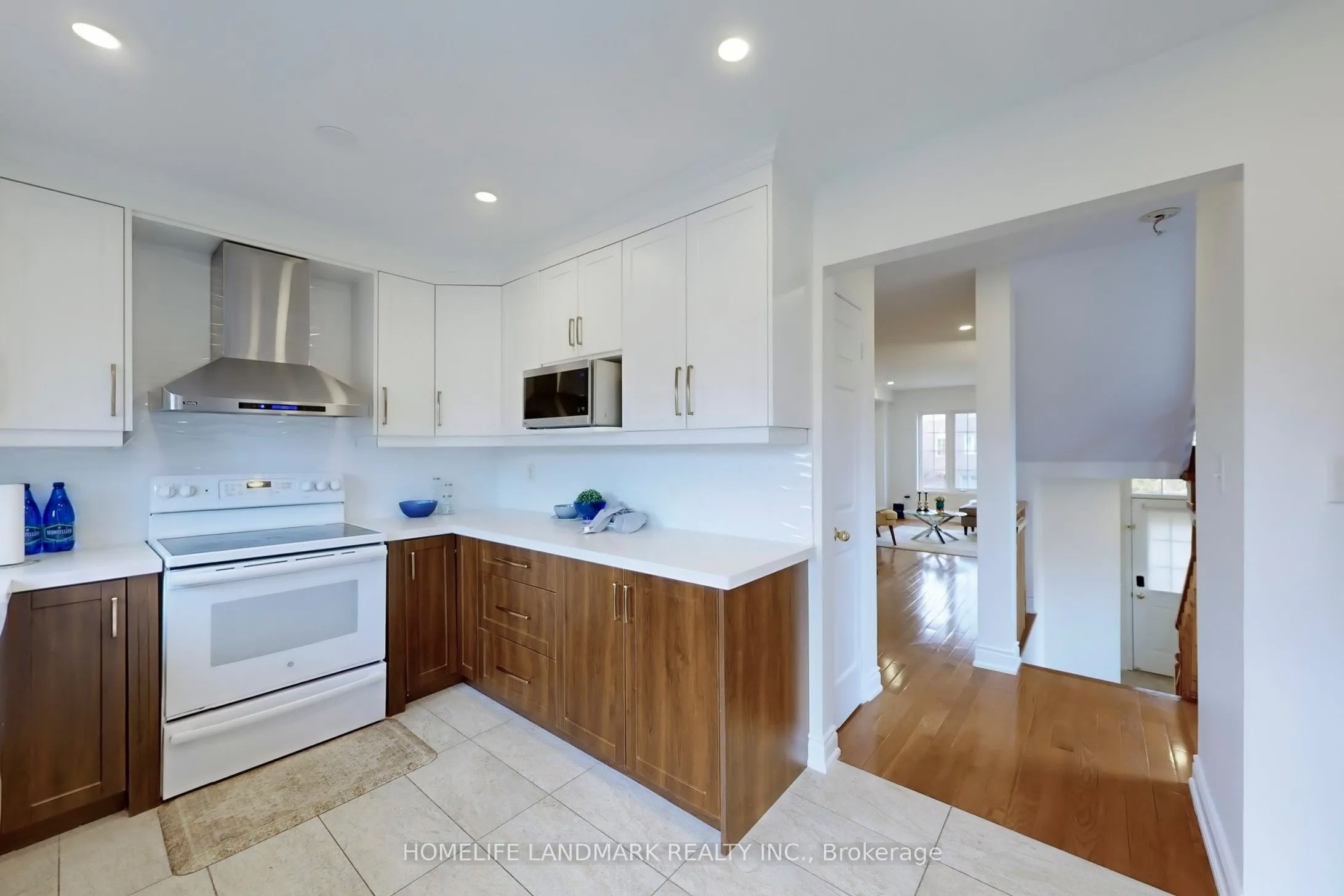 2423 Ravinebrook Crescent