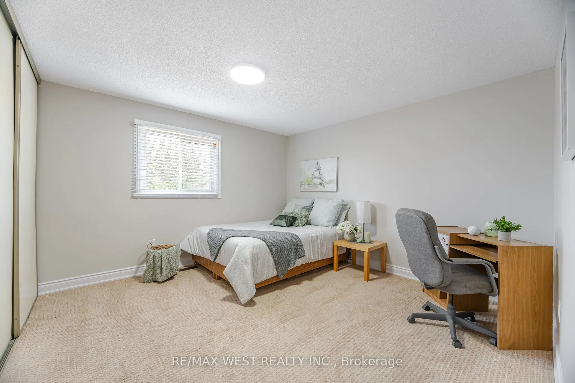 5088 Guildwood Way