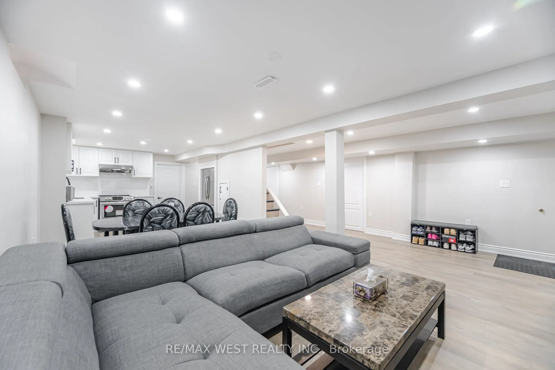 5088 Guildwood Way