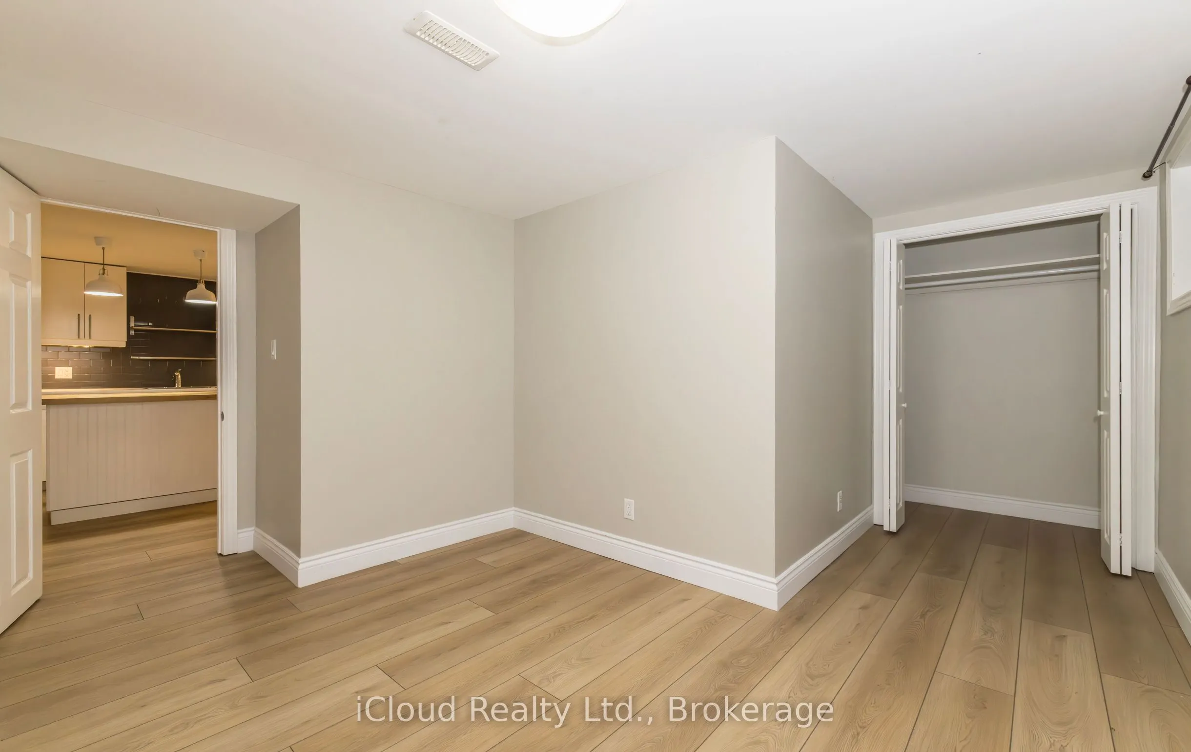 371 Meadowbrook Drive