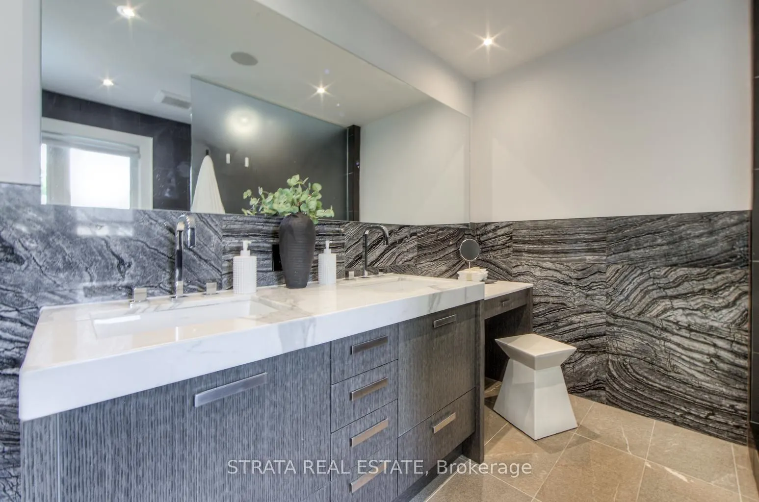 33 Shadwick Drive