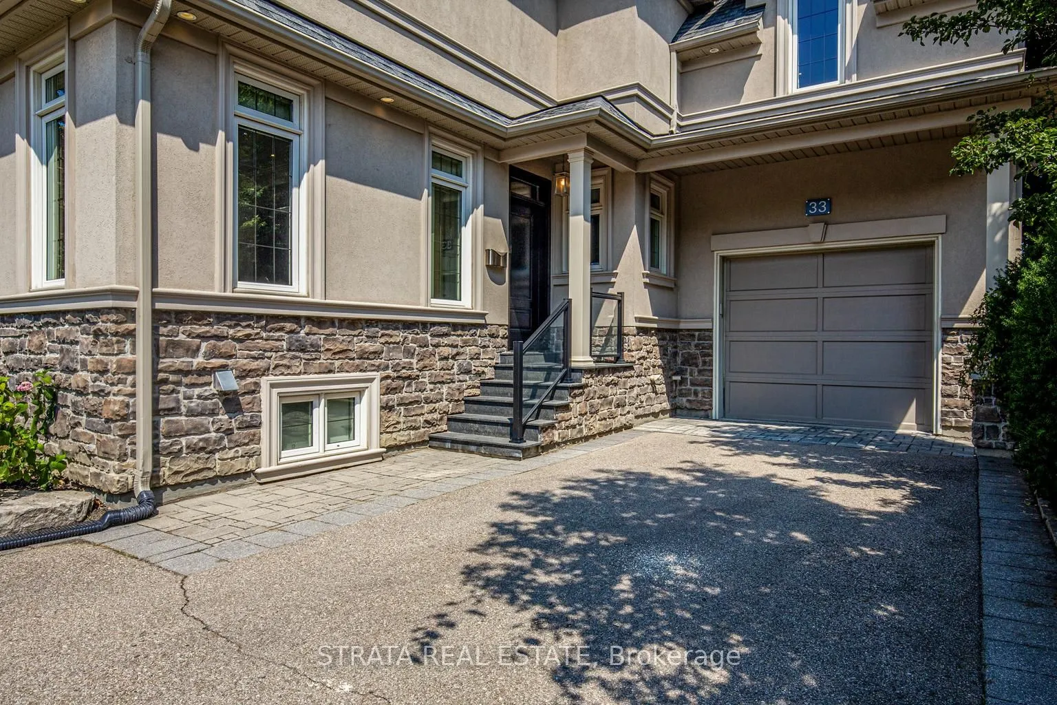 33 Shadwick Drive