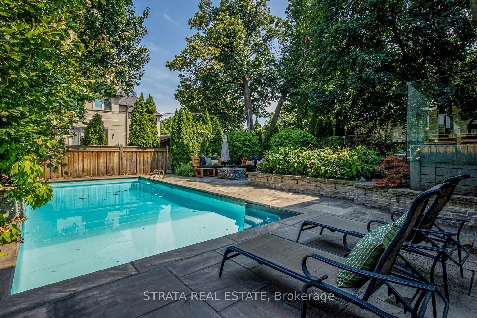 33 Shadwick Drive