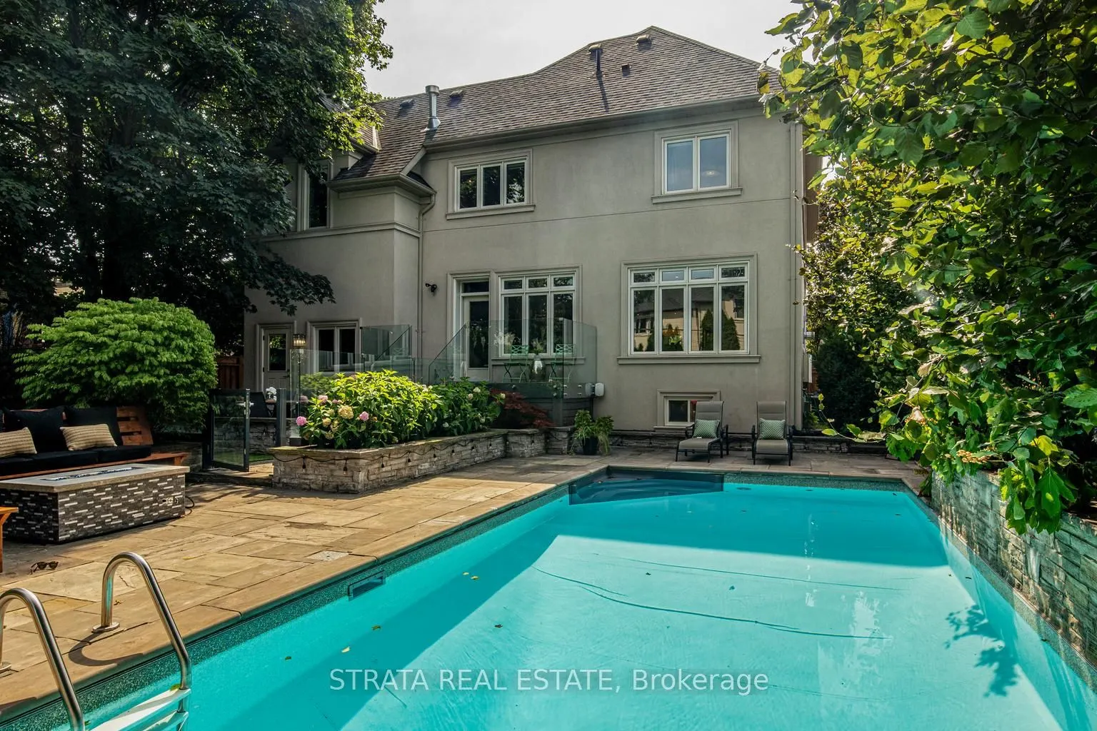 33 Shadwick Drive