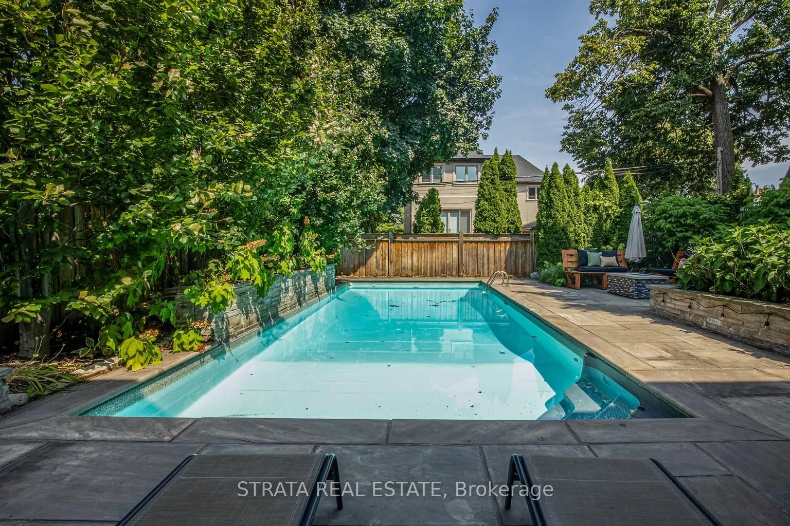 33 Shadwick Drive