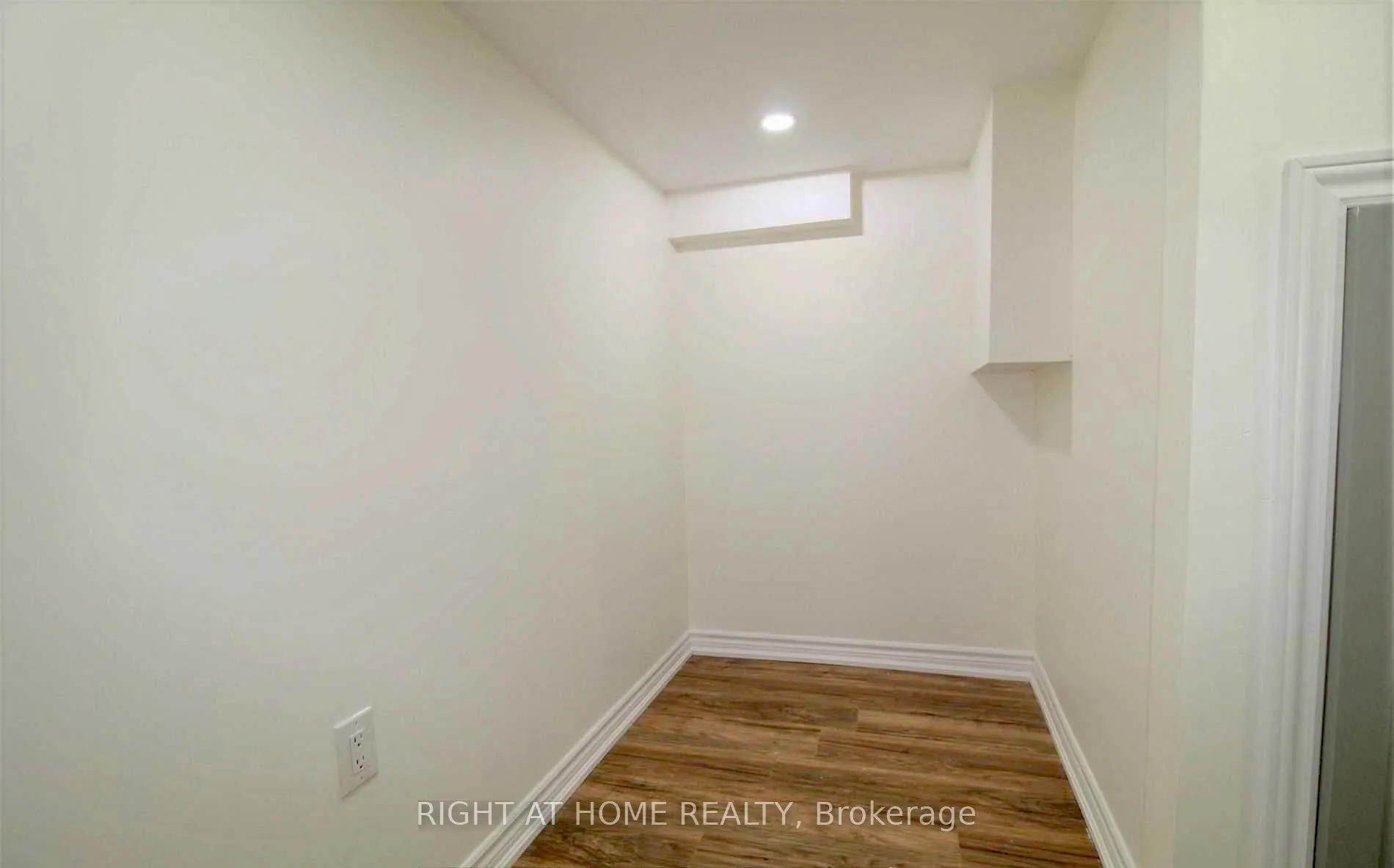 43 Bushmill Circle, #Upper