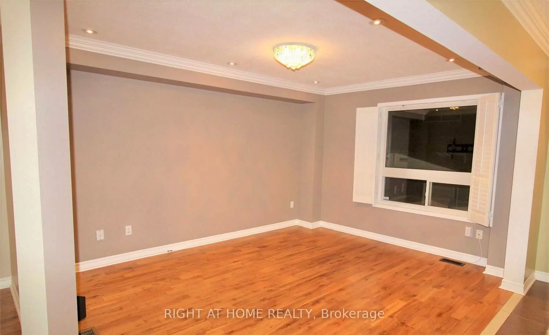 43 Bushmill Circle, #Upper