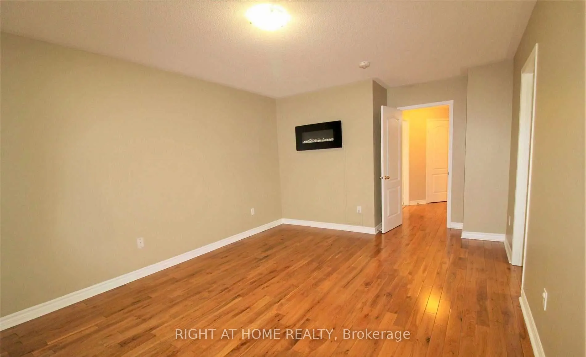 43 Bushmill Circle, #Upper