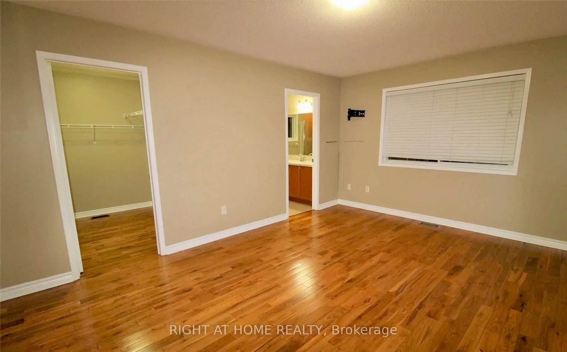 43 Bushmill Circle, #Upper