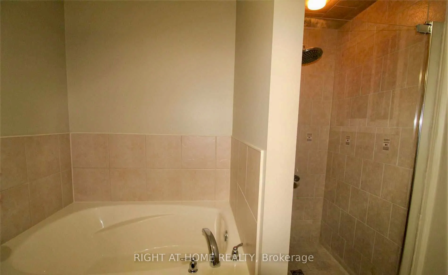 43 Bushmill Circle, #Upper