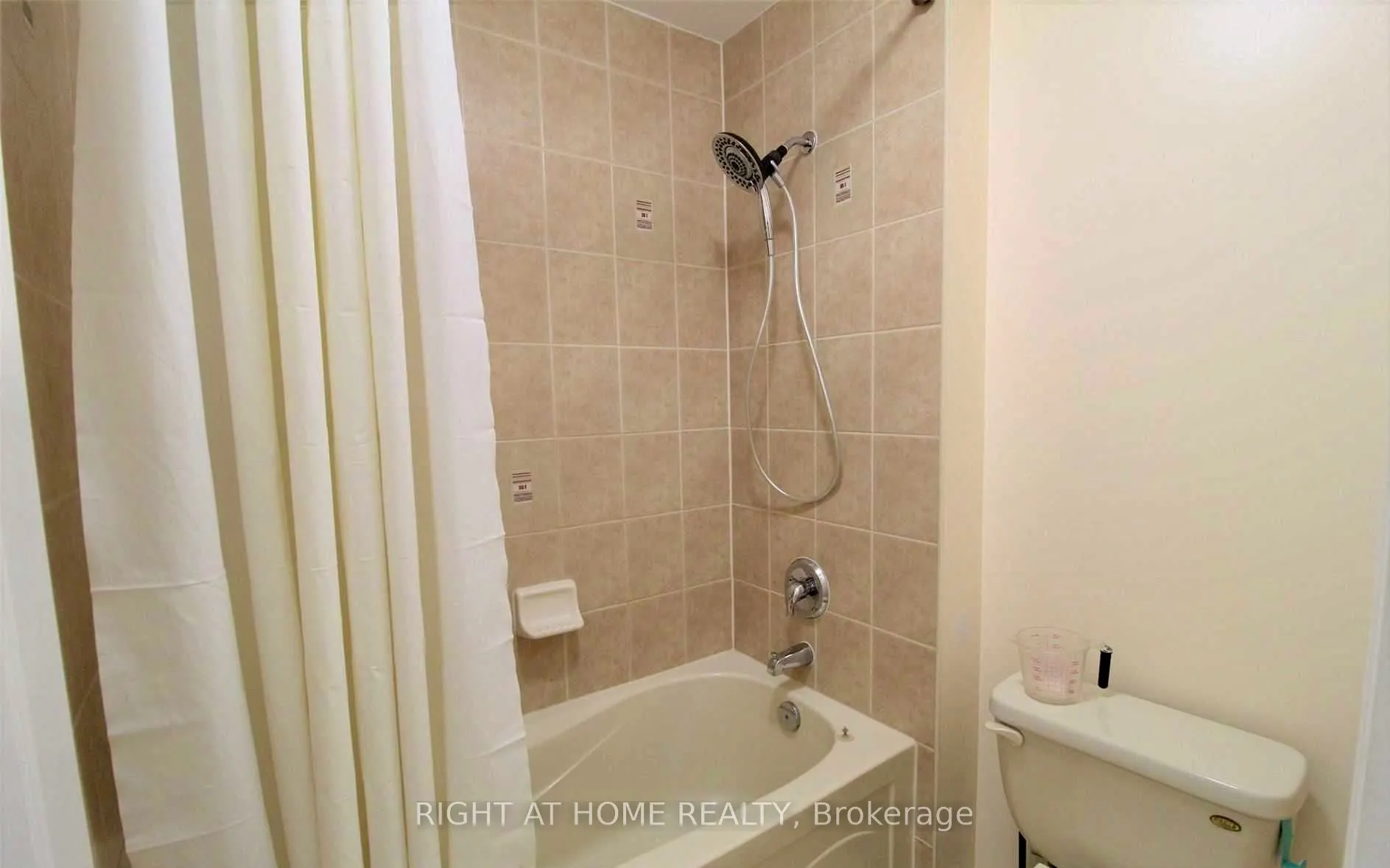 43 Bushmill Circle, #Upper
