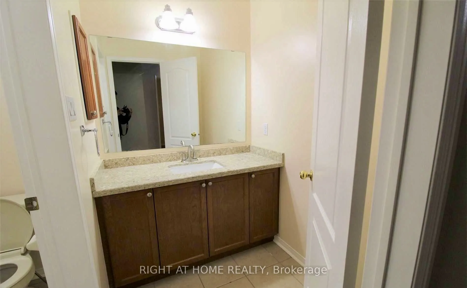 43 Bushmill Circle, #Upper