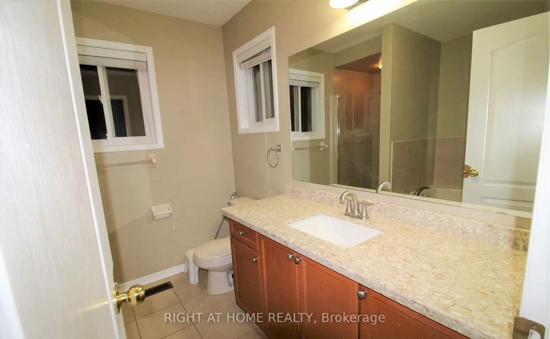 43 Bushmill Circle, #Upper