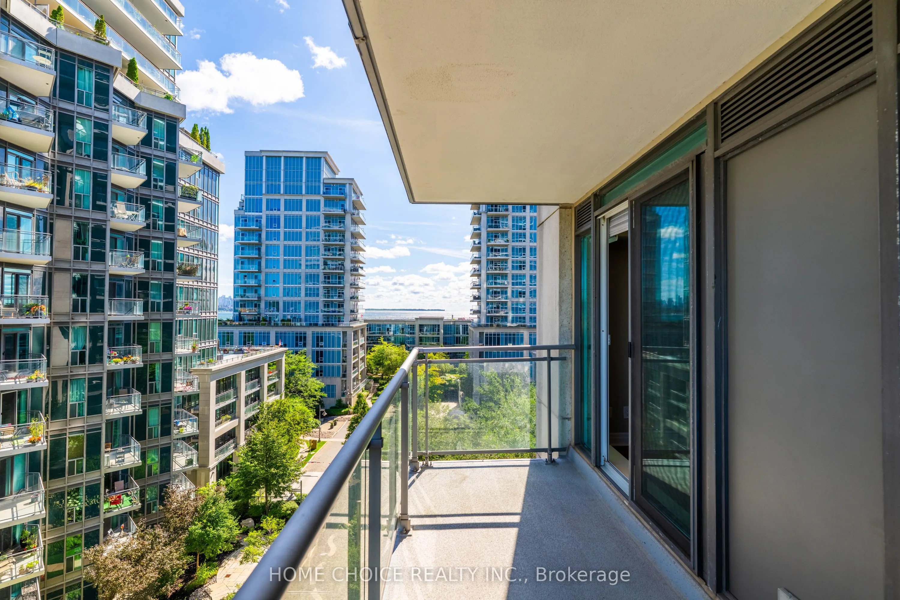 2121 Lake Shore Boulevard W, #706