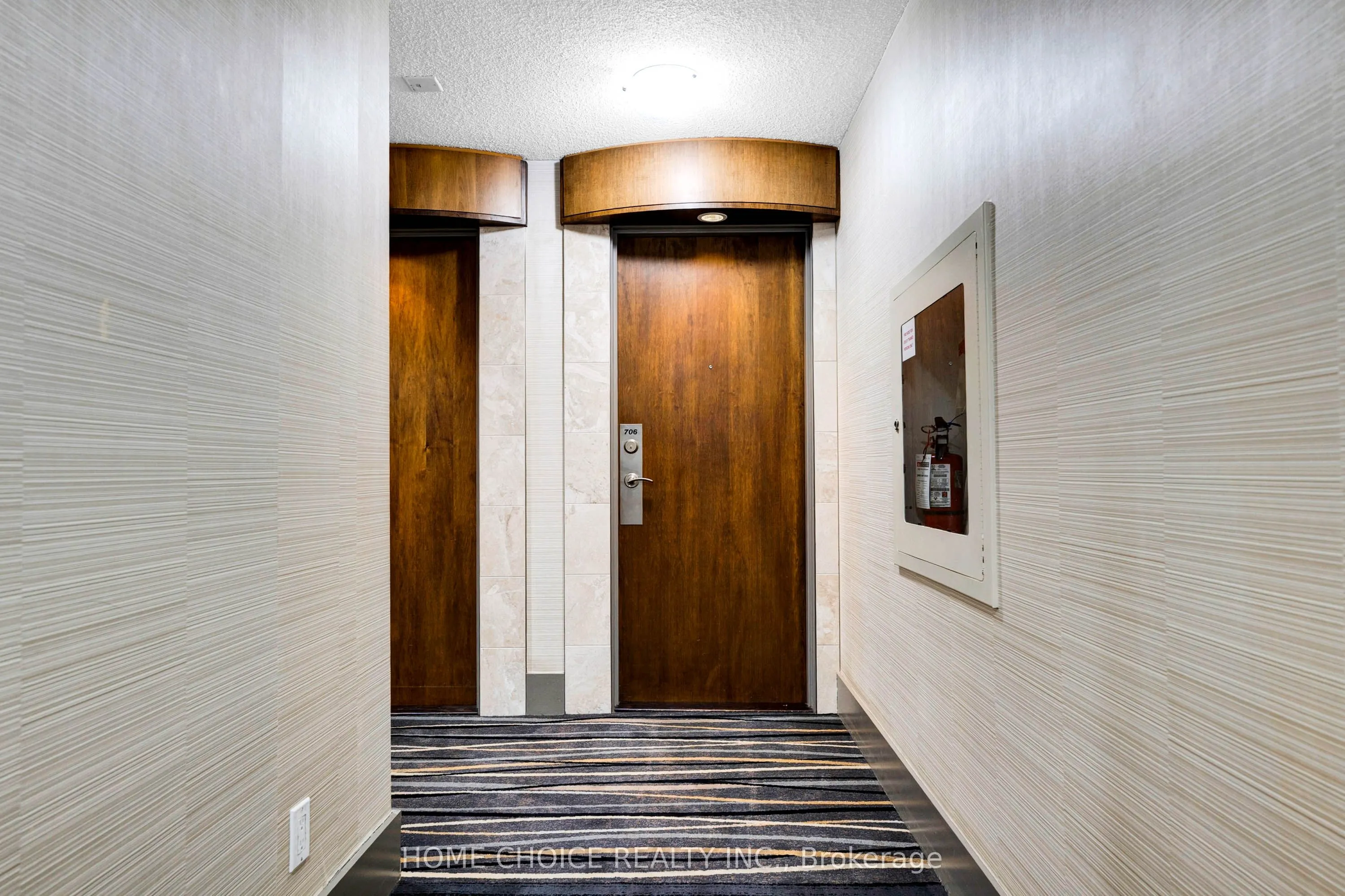 2121 Lake Shore Boulevard W, #706