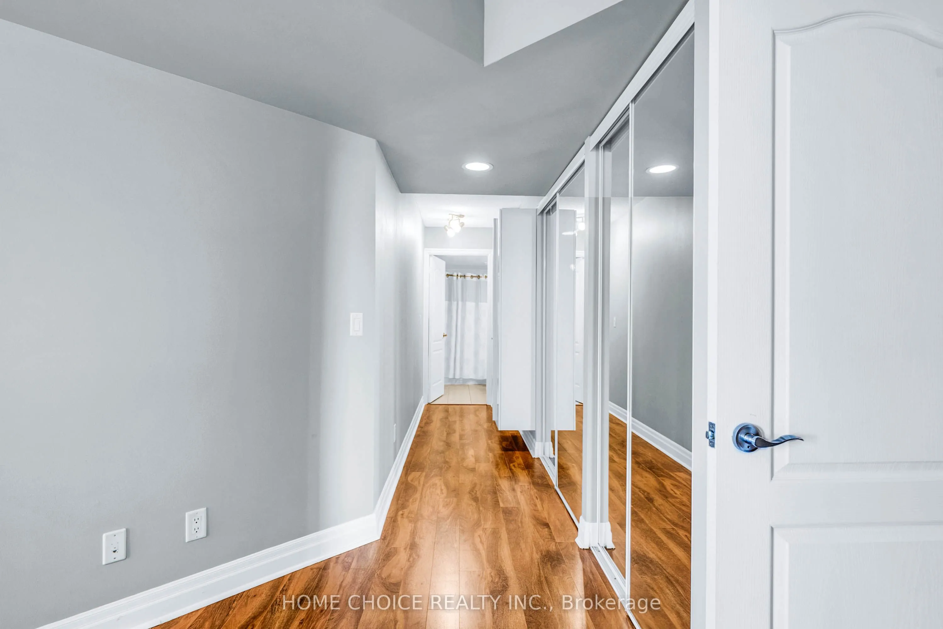 2121 Lake Shore Boulevard W, #706