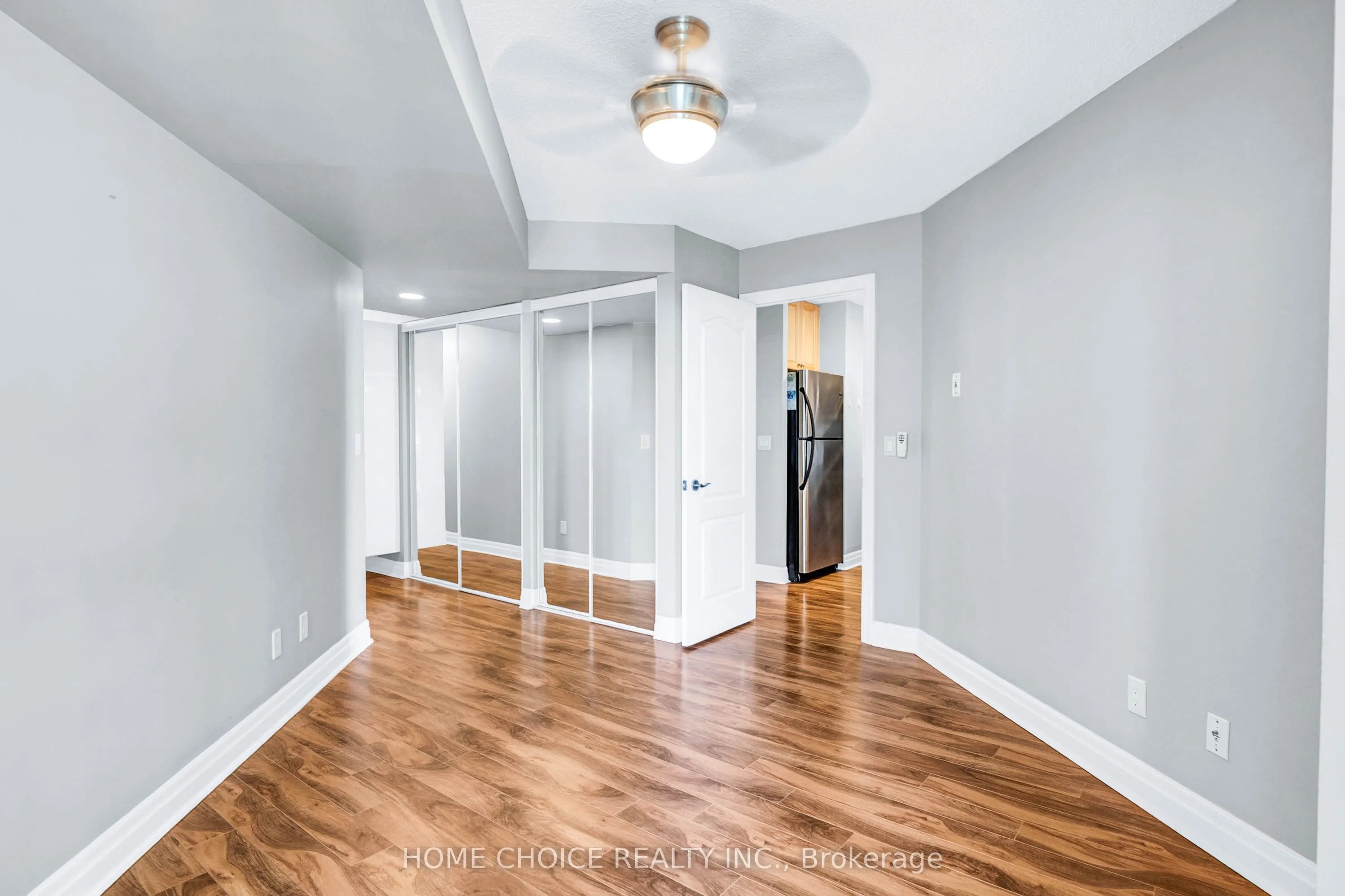 2121 Lake Shore Boulevard W, #706