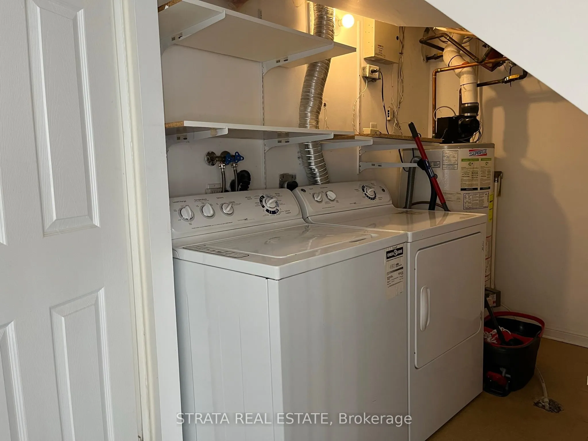 85 George Appleton Way, #2042