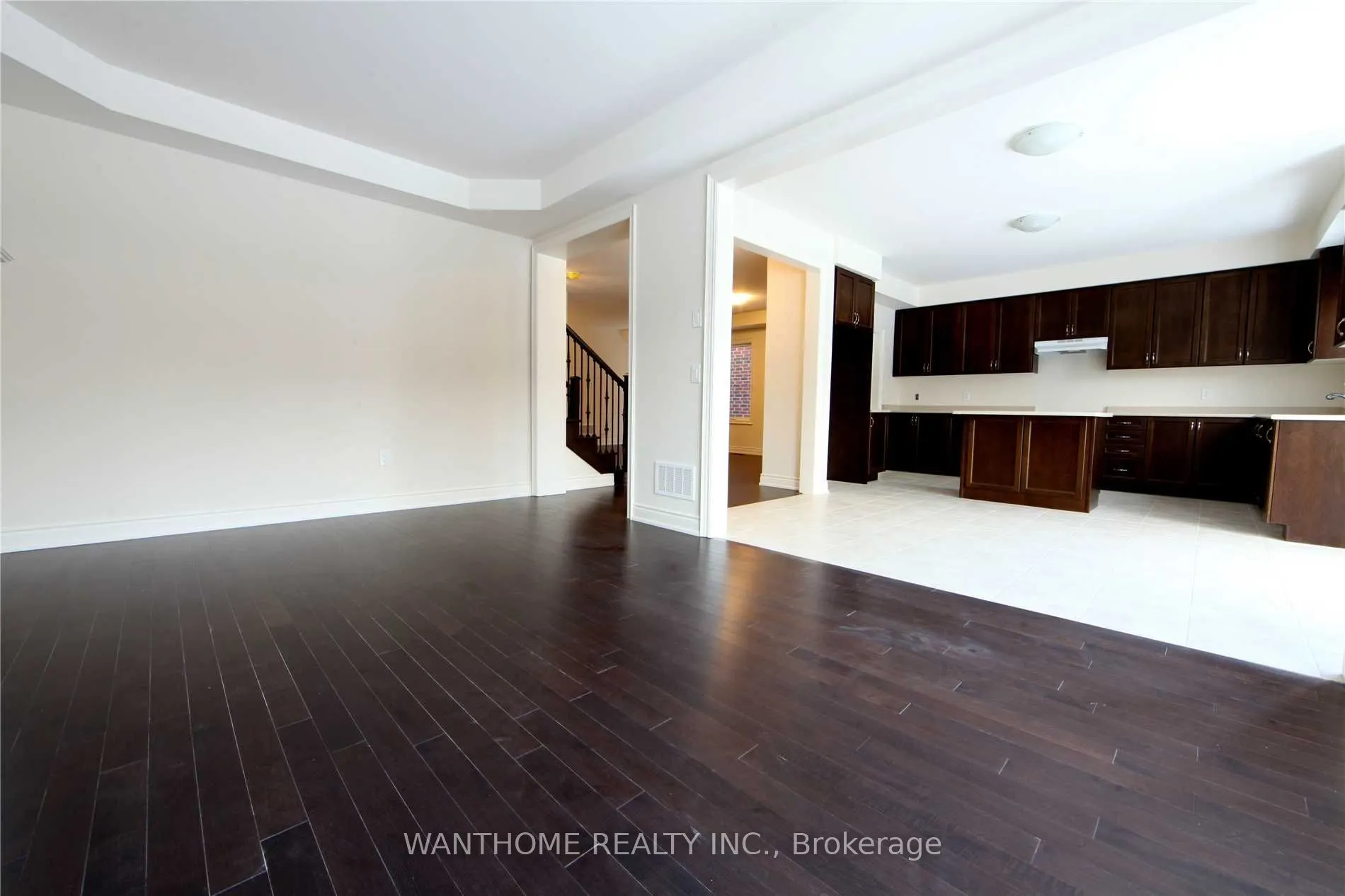156 Belmore Court