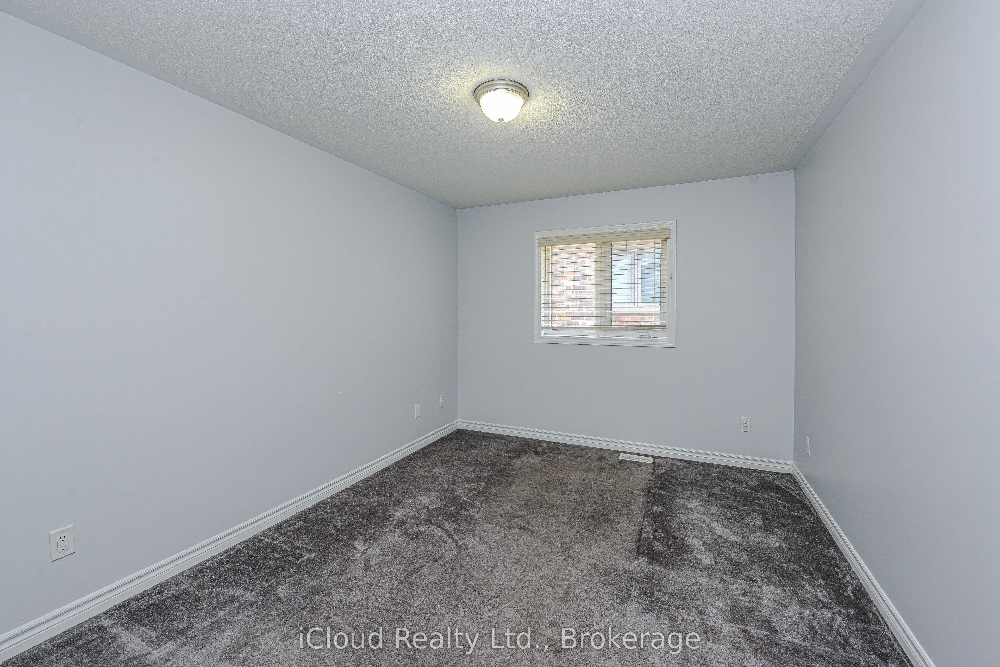 29 Gammon Crescent S