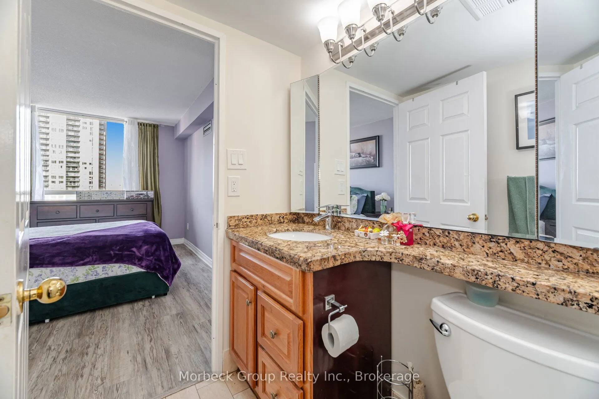 285 Enfield Place, #1901