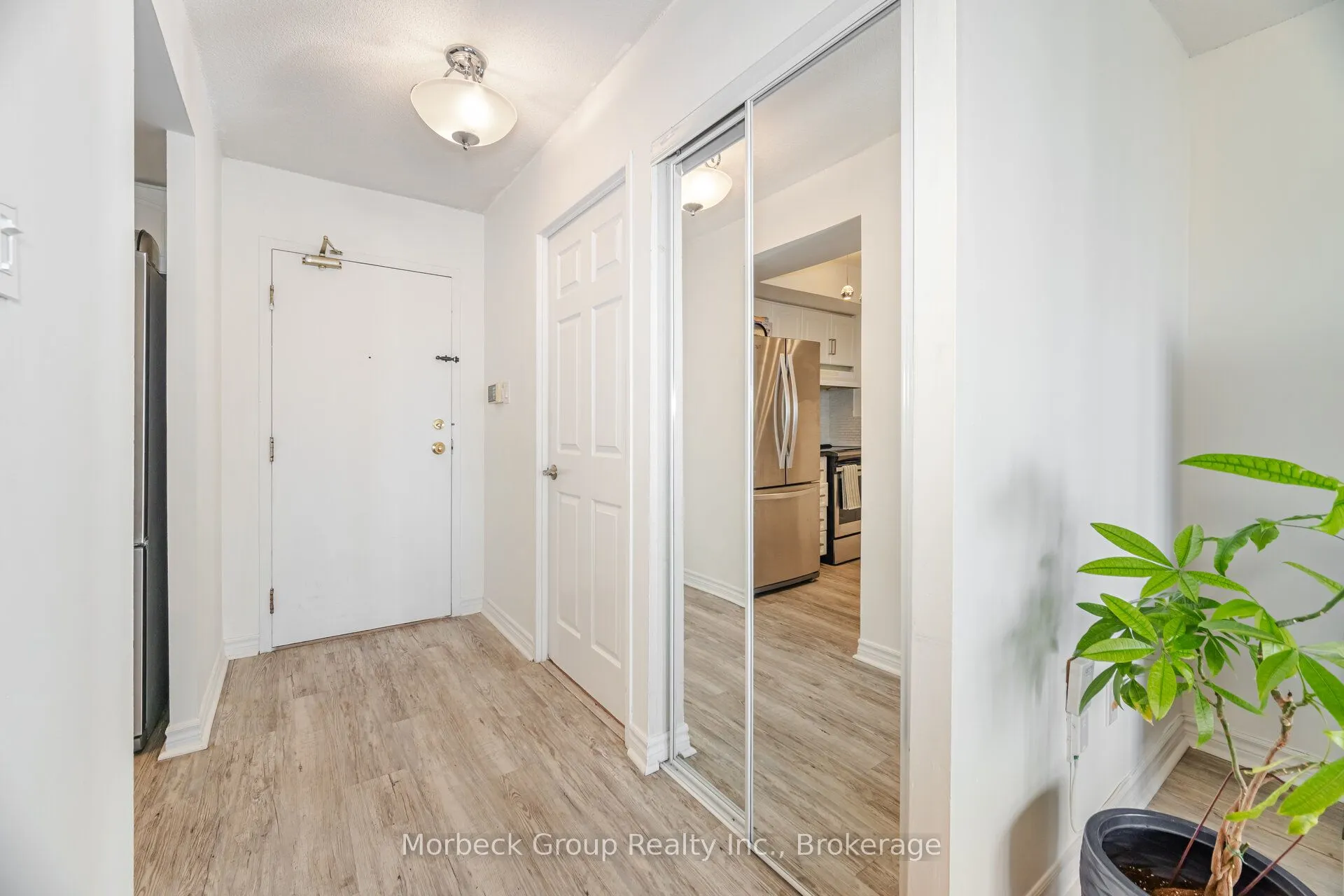 285 Enfield Place, #1901