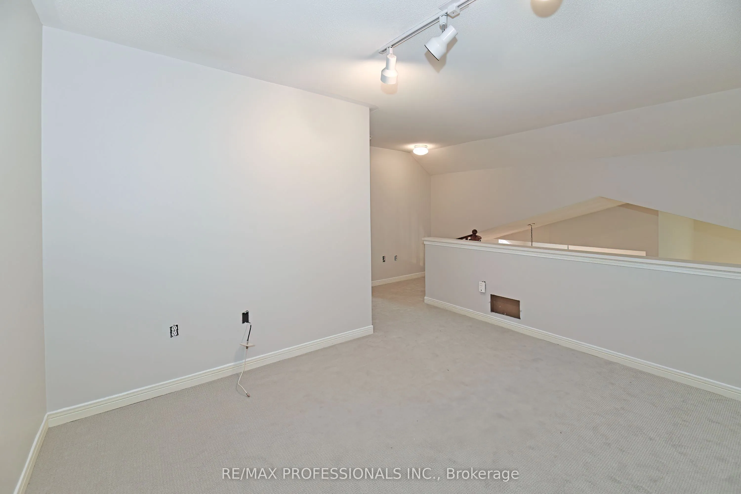 2228 Turnberry Road, #5