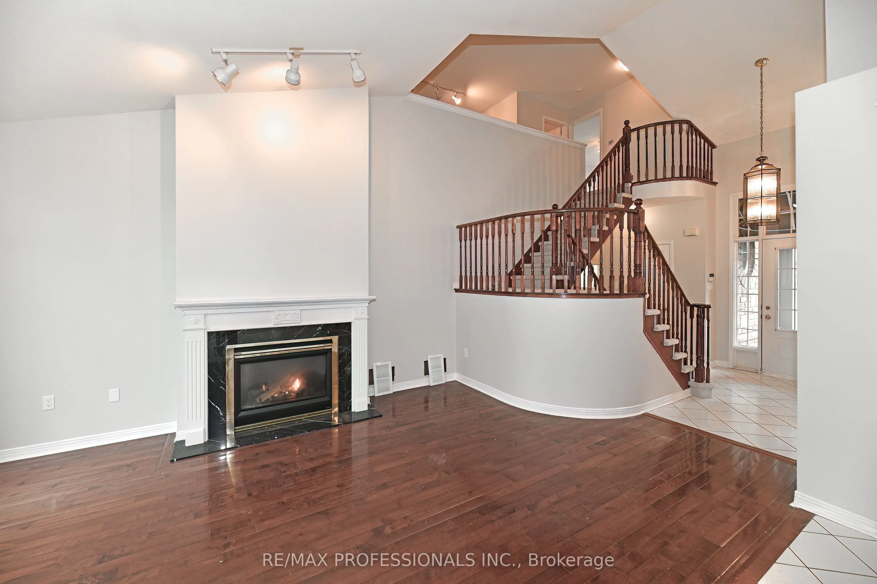 2228 Turnberry Road, #5