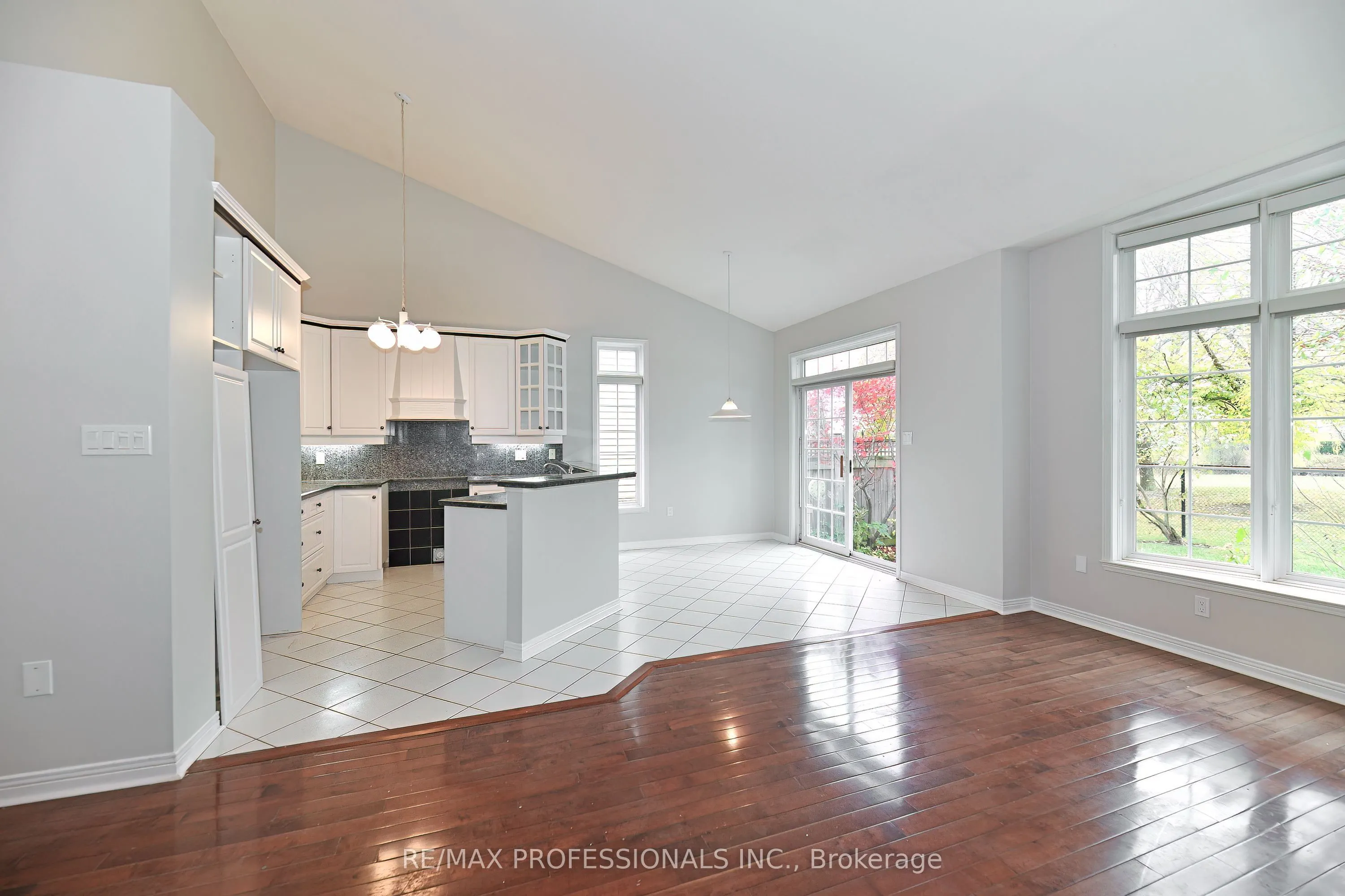 2228 Turnberry Road, #5