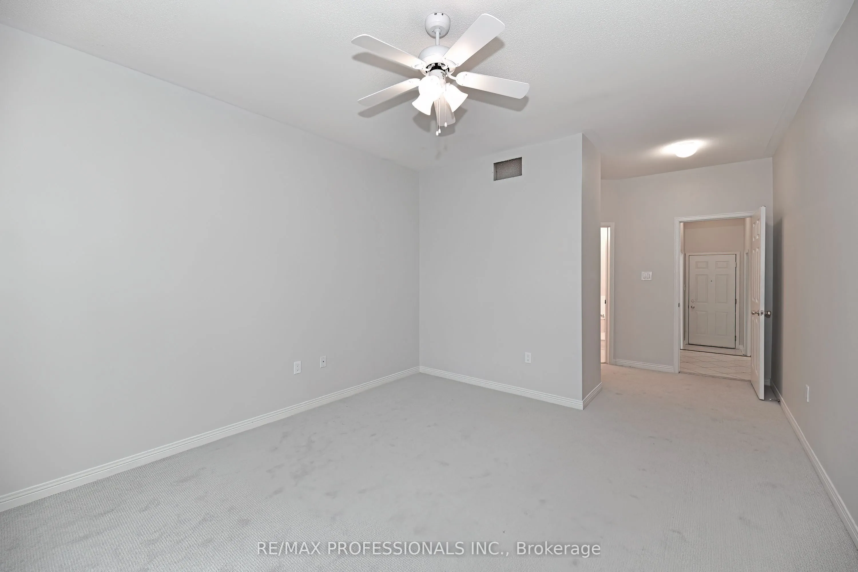 2228 Turnberry Road, #5
