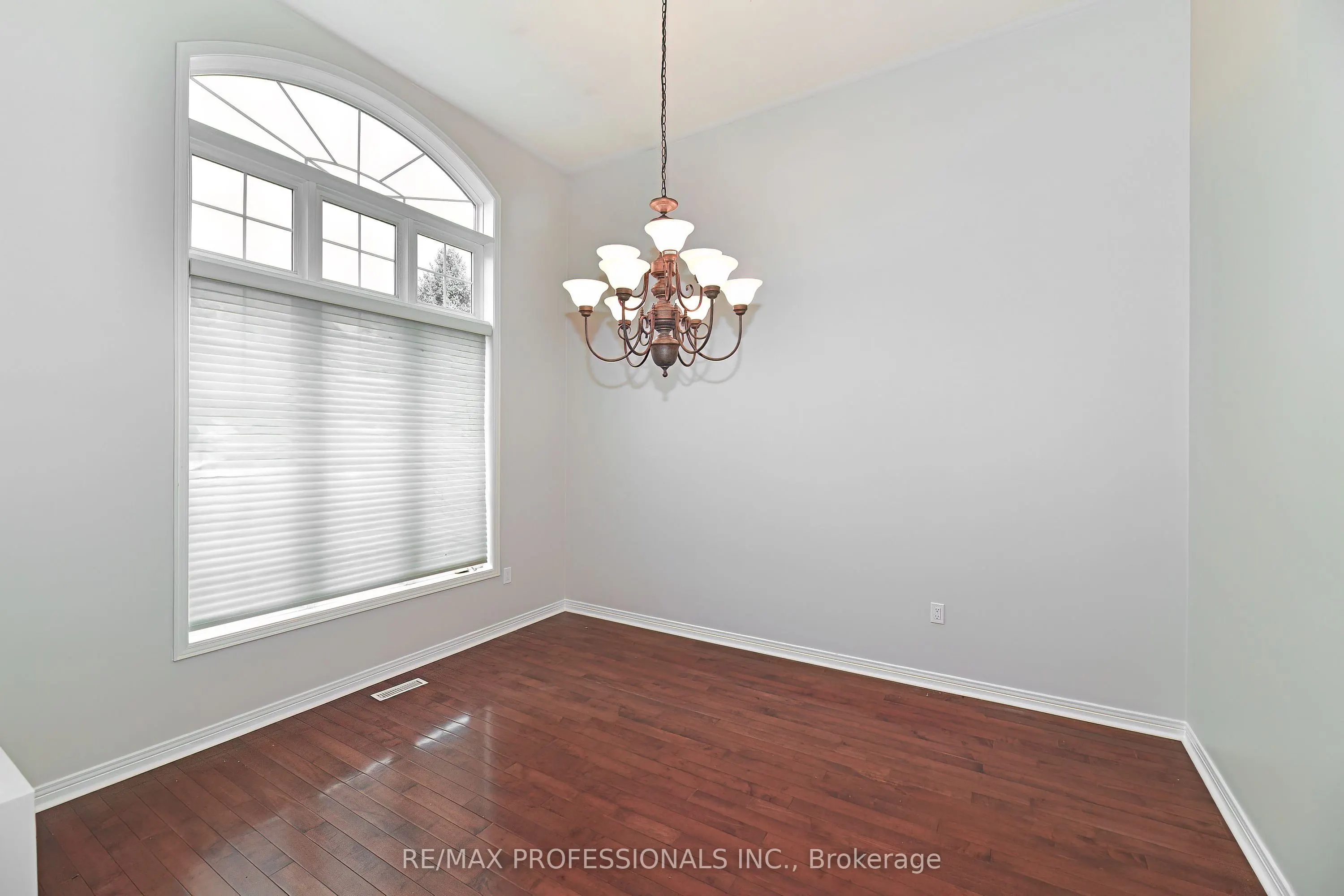 2228 Turnberry Road, #5